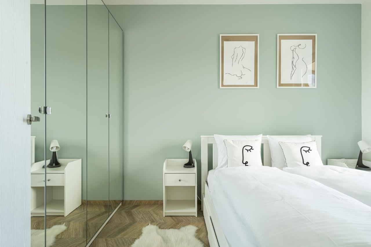 Rentplanet - Apartamenty Zajezdnia Wroclaw Bagian luar foto
