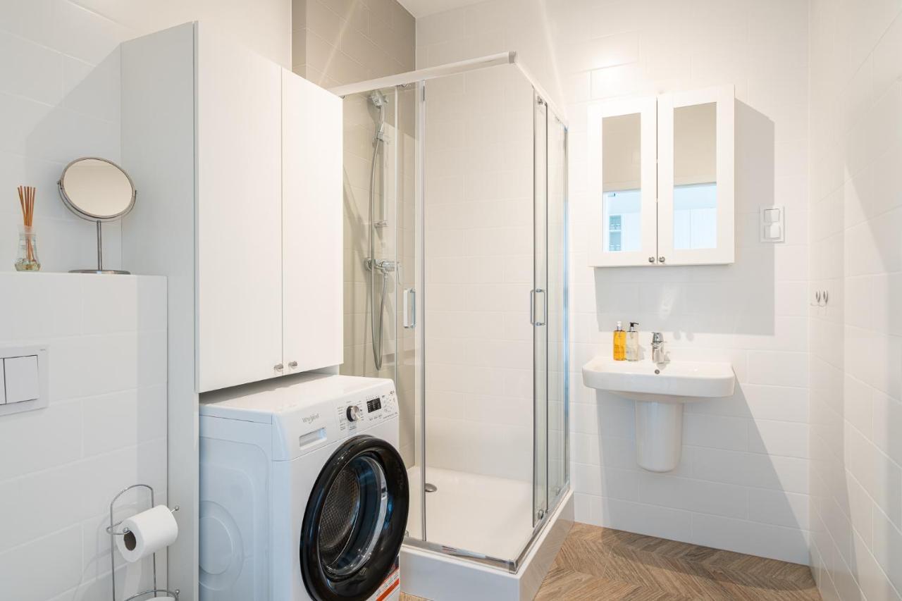 Rentplanet - Apartamenty Zajezdnia Wroclaw Bagian luar foto